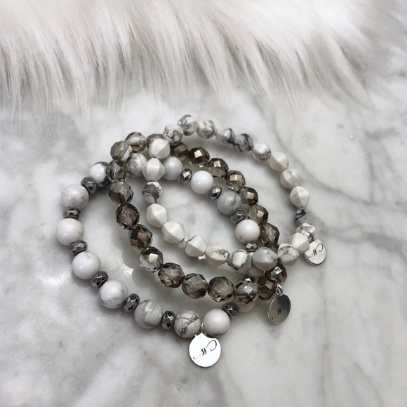 🎉6XHP🎉 Stretch Silver Bracelets - Picture 2 of 5